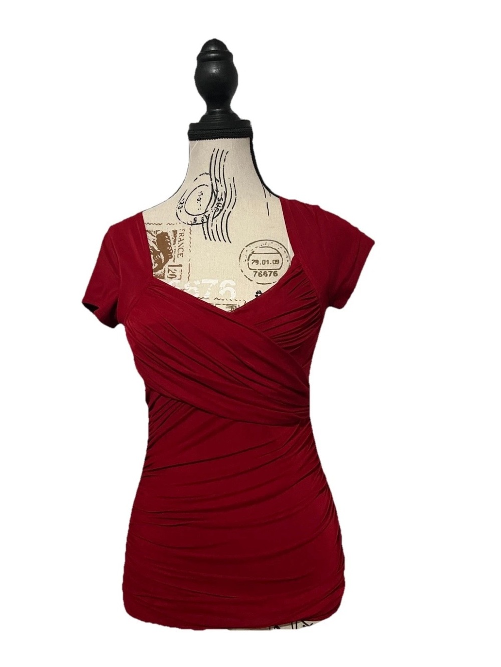 PattyBoutik Red Ruched Bodycon Top V Neck Stretch Blouse Women’s Small - Picture 2 of 5